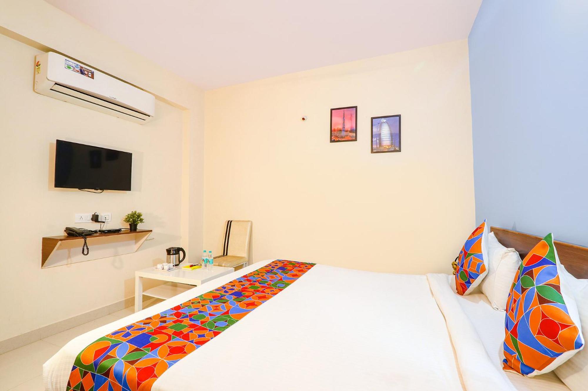 Fabhotel Namaha Suites - Nr Hyderabad International Airport, Shamshabad Extérieur photo